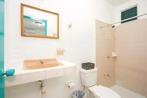 Проживание в семье Casa Calido Hotel Косумель Мексика